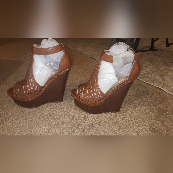 Beige platform peep toe 7.5 - Picture 5 of 7